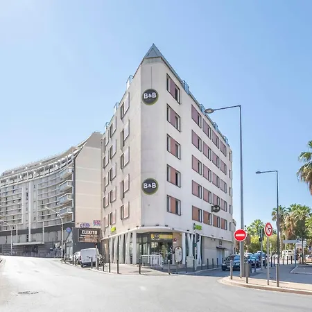 Centre La Timone Hotel